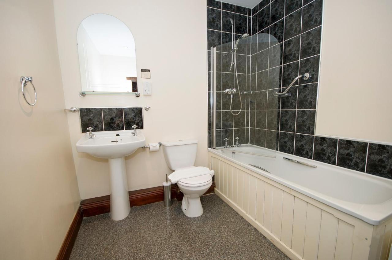 Graysonside Hotel Cockermouth Bagian luar foto